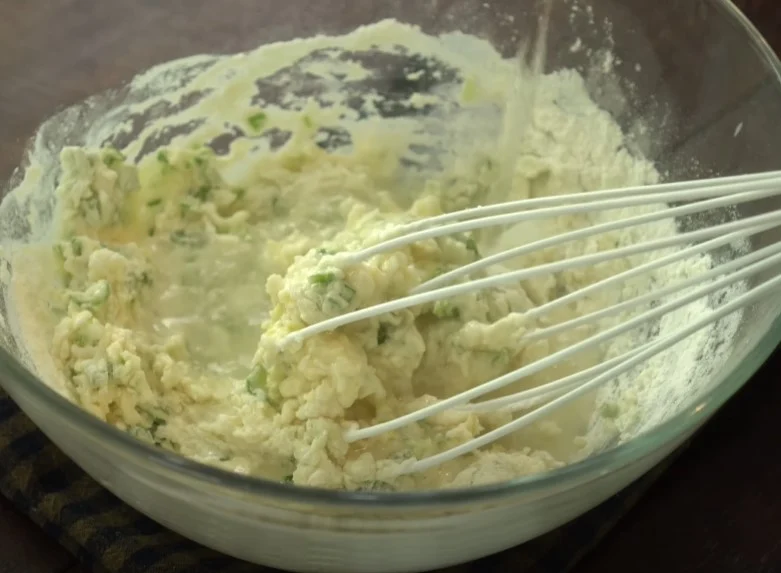 This recipe for garlic flatbread takes just 3 minutes and requires no kneading or yeast grandmawise.com 7