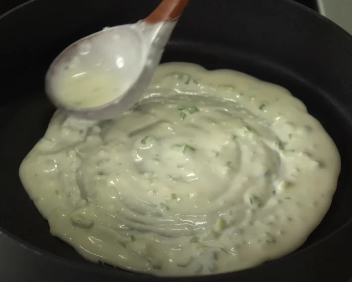 This recipe for garlic flatbread takes just 3 minutes and requires no kneading or yeast grandmawise.com 9