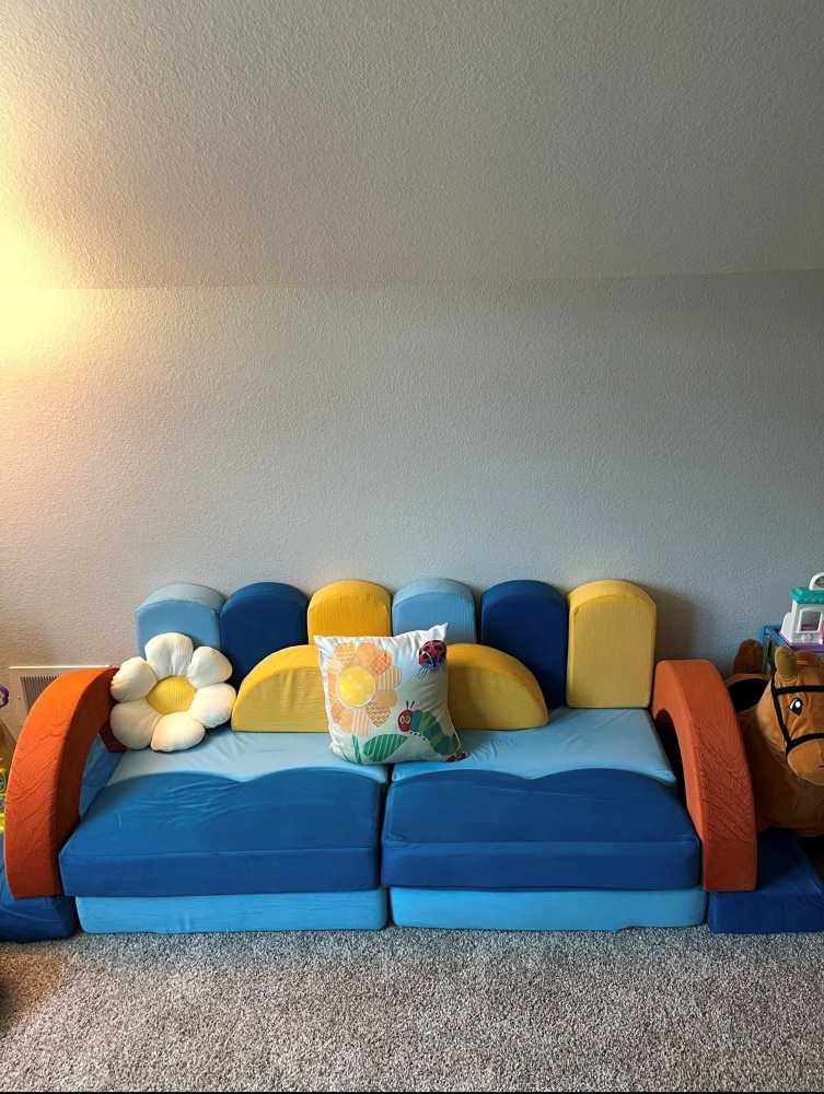 12 Grandkids Playroom at Grandma's House Decor Ideas So Cozy Your Grandchildren Won't Want to Leave 50 Fun Grandkids Playroom in Grandma's House Decor Ideas