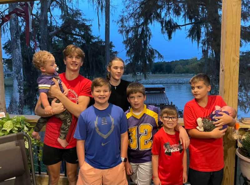 12 Grandkids Playroom at Grandma's House Decor Ideas So Cozy Your Grandchildren Won't Want to Leave 2 Grandkids Playroom in Grandma's House Decor Idea