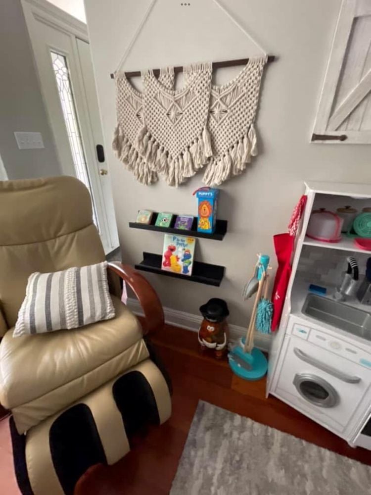 12 Grandkids Playroom at Grandma's House Decor Ideas So Cozy Your Grandchildren Won't Want to Leave 13 Grandkids Playroom in Grandma's House Decor Idea