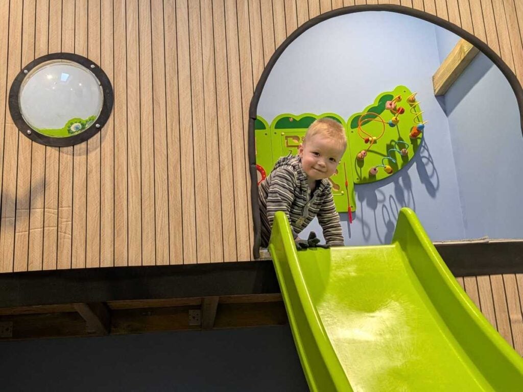 12 Grandkids Playroom at Grandma's House Decor Ideas So Cozy Your Grandchildren Won't Want to Leave 37 Fun Grandkids Playroom in Grandma's House Decor Ideas