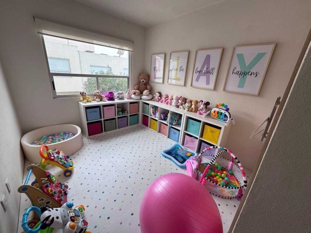 12 Grandkids Playroom at Grandma's House Decor Ideas So Cozy Your Grandchildren Won't Want to Leave 107 Fun Grandkids Playroom in Grandma's House Decor Ideas