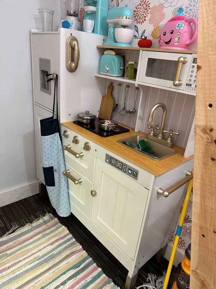 12 Grandkids Playroom at Grandma's House Decor Ideas So Cozy Your Grandchildren Won't Want to Leave 26 Fun Grandkids Playroom in Grandma's House Decor Ideas