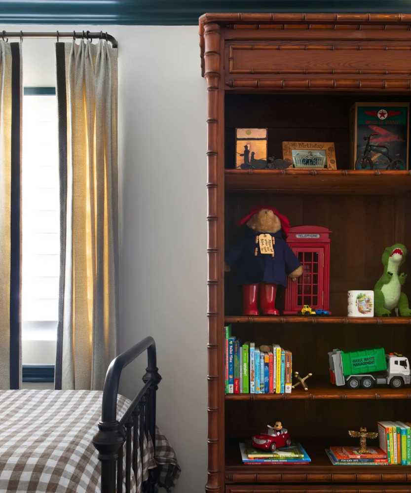 14 Vintage-Inspired Decor Ideas for Grandkids Bedroom at Grandma’s House 14 Vintage-inspired grandkids bedroom at grandma's house.